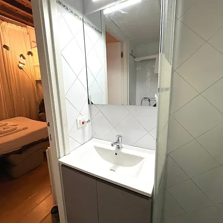 Hello Apartment *